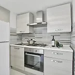 Nitti Apartment In The Centre Of Bari - Happy Rentals